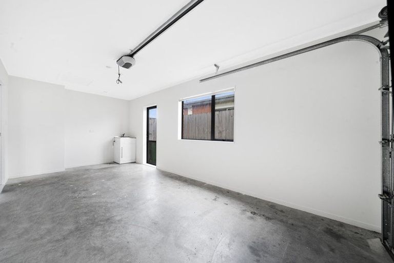 Photo of property in 1/46 Park Estate Road, Rosehill, Papakura, 2113