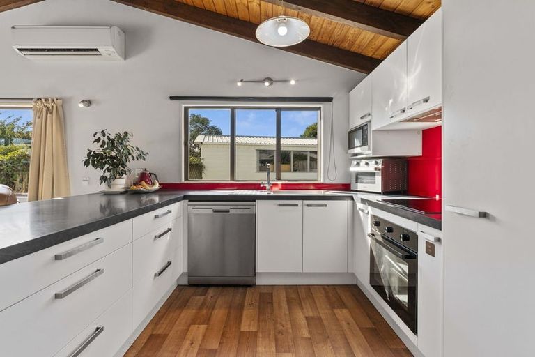 Photo of property in 24 Arthur Crescent, Hilltop, Taupo, 3330