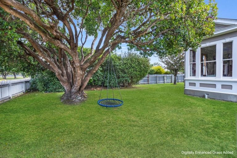 Photo of property in 36 Railway Esplanade, East Gore, Gore, 9710