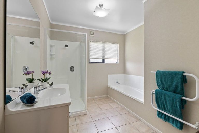 Photo of property in 37 Madison Avenue, Milson, Palmerston North, 4414