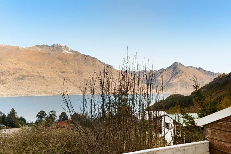Photo of property in 24b Dart Place, Fernhill, Queenstown, 9300