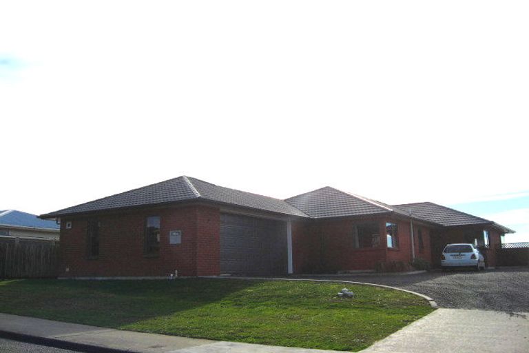 Photo of property in 235 Foyle Street, Bluff, 9814