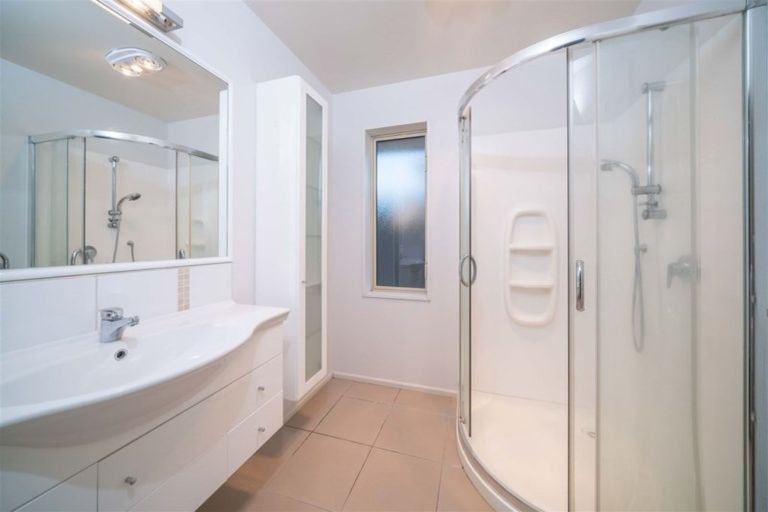 Photo of property in 3 Cyclamen Place, Aidanfield, Christchurch, 8025