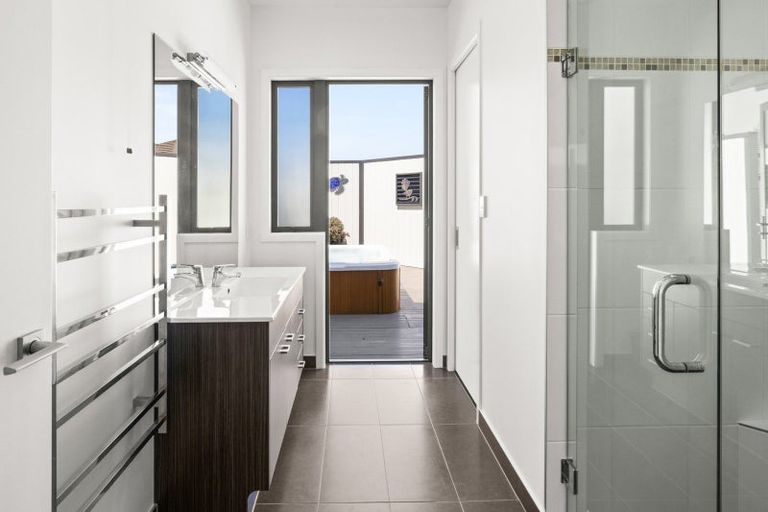 Photo of property in 18 Brookvale Mews, Havelock North, 4130