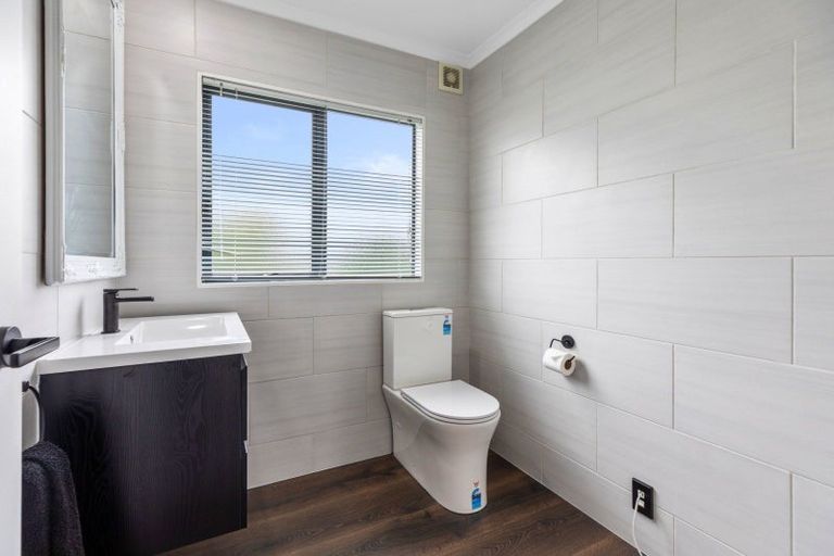 Photo of property in 1174 Papamoa Beach Road, Papamoa Beach, Papamoa, 3118