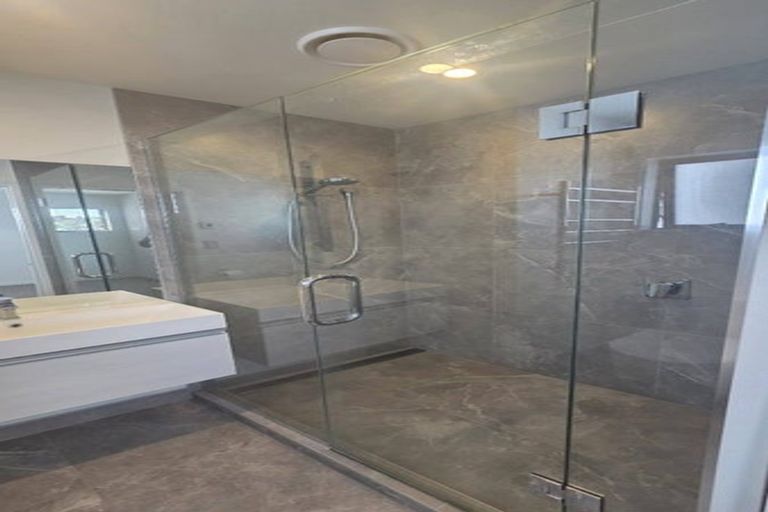 Photo of property in 2/45 Maxwell Street, Riccarton, Christchurch, 8041