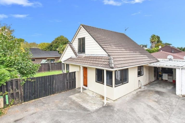 Photo of property in 10b Kindergarten Drive, Conifer Grove, Takanini, 2112