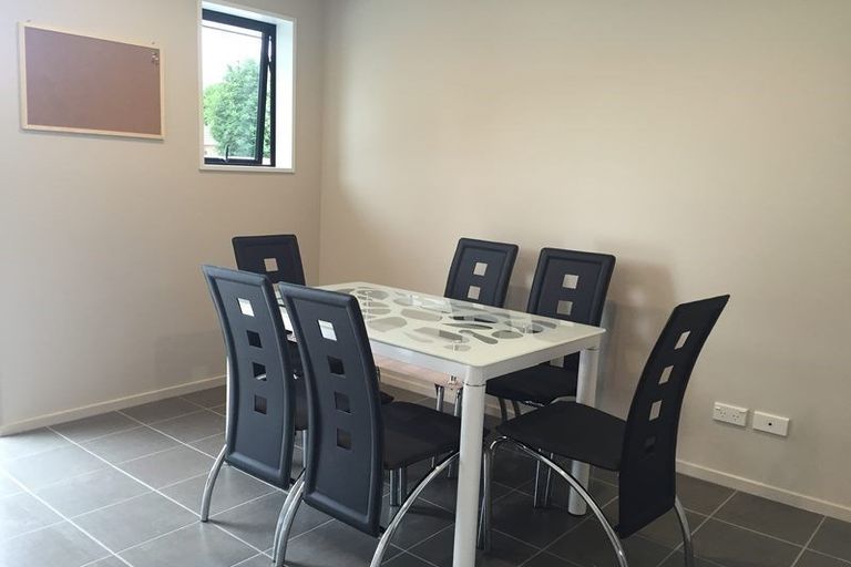 Photo of property in 50a Hooker Avenue, Bryndwr, Christchurch, 8053