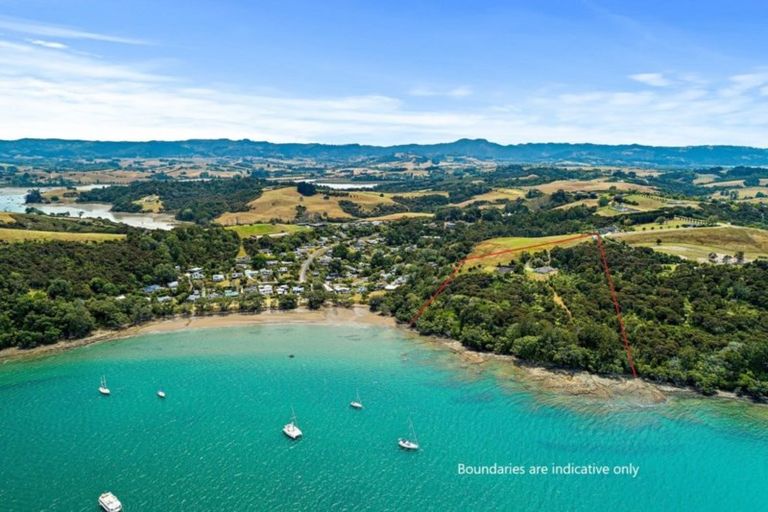 Photo of property in 188 Whitmore Road, Tawharanui Peninsula, Matakana, 0986