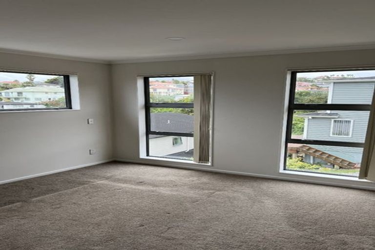 Photo of property in 28 The Enclave, Totara Heights, Auckland, 2105