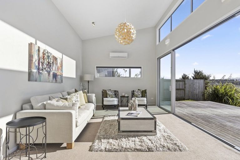 Photo of property in 79 Mortlake Heights, Pyes Pa, Tauranga, 3112