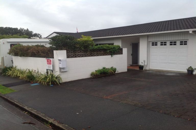 Photo of property in 2/37 Craig Road, Milford, Auckland, 0620