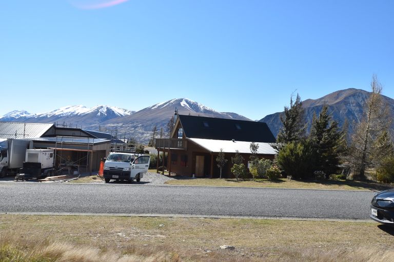 Photo of property in 60 Ohau Drive, Lake Ohau, Twizel, 9412
