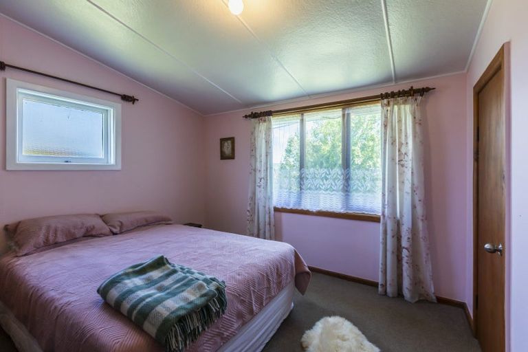 Photo of property in 11 Smith Street, Waipukurau, 4200