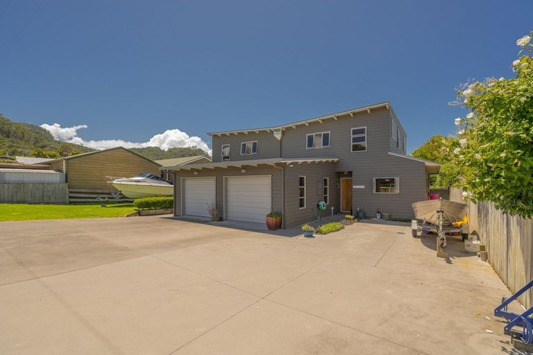 Photo of property in 9 Pa Road, Hahei, Whitianga, 3591