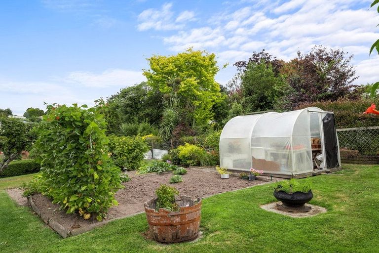 Photo of property in 6 Bellona Lane, Fairfield, Dunedin, 9018