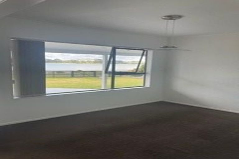 Photo of property in 96 Carnoustie Drive, Wattle Downs, Auckland, 2103