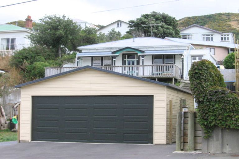 Photo of property in 50 Eden Street, Island Bay, Wellington, 6023