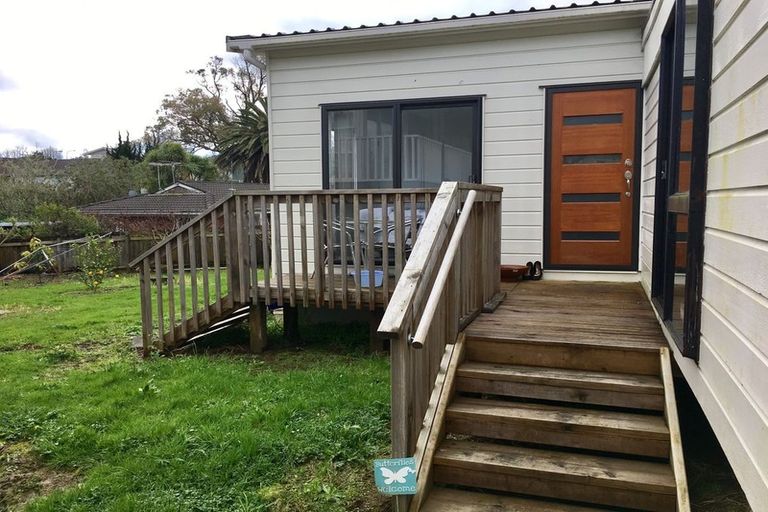 Photo of property in 19 Wells Road, Bucklands Beach, Auckland, 2012