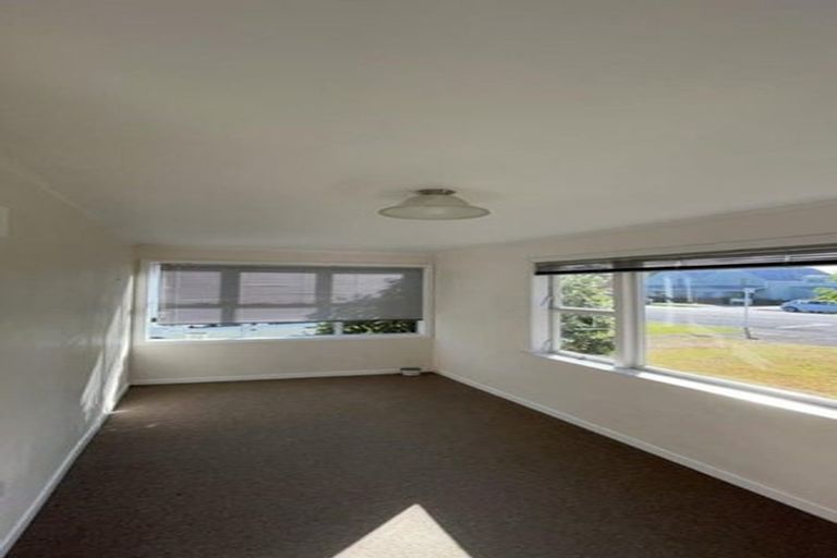 Photo of property in 16 Second Avenue, Avenues, Whangarei, 0110
