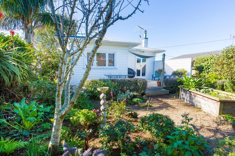 Photo of property in 28 John Street, Pukekohe, 2120