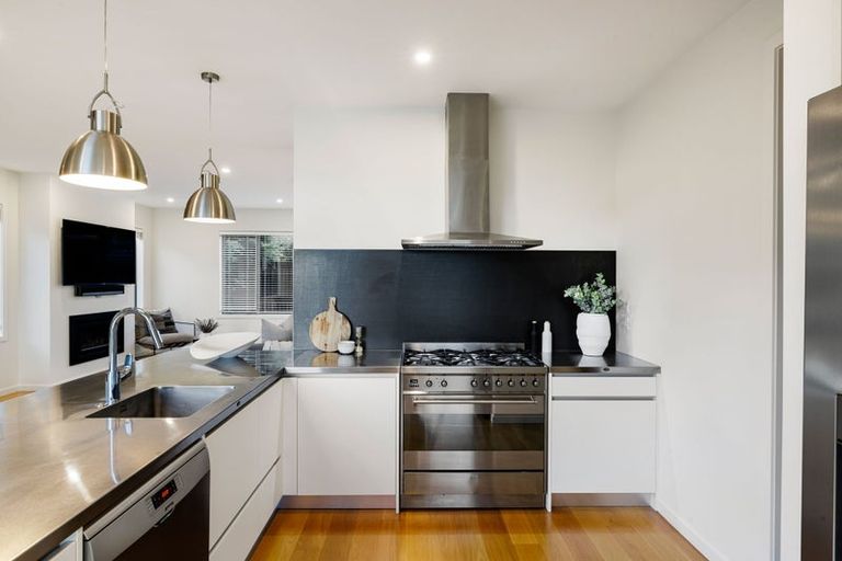 Photo of property in 14 Sheriff Place, Riverlea, Hamilton, 3216