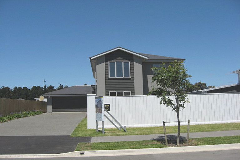 Photo of property in 68 Reka Street, Parklands, Christchurch, 8083