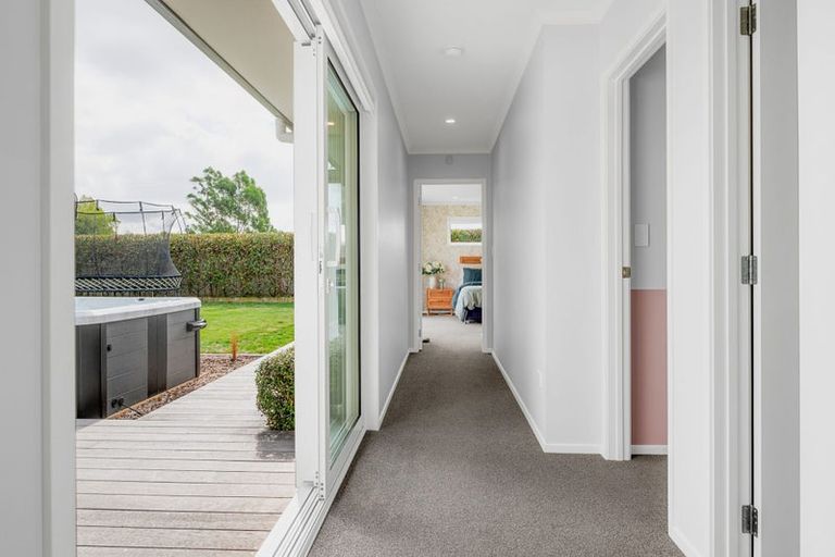 Photo of property in 46 Helen June Avenue, Flagstaff, Hamilton, 3210