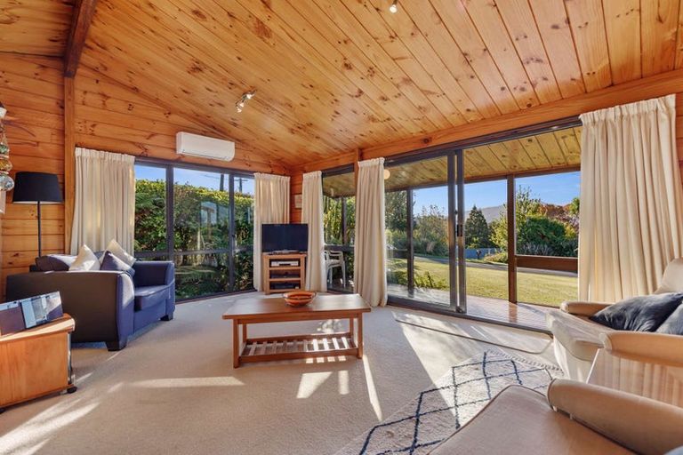 Photo of property in 64 Utuhina Road, Springfield, Rotorua, 3015