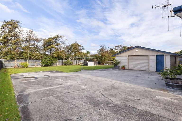 Photo of property in 10 Avon Street, Rongotea, 4476