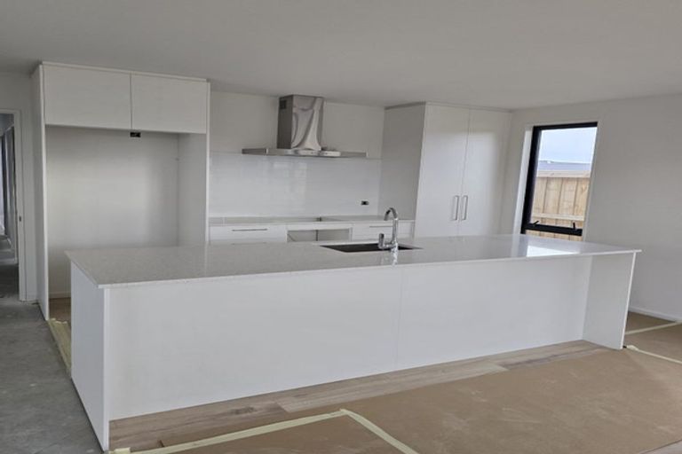 Photo of property in 11 Henshaw Street, Woodend, 7610