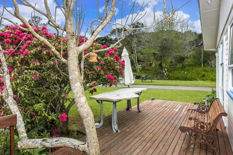 Photo of property in 336 Muriwai Road, Waimauku, 0881