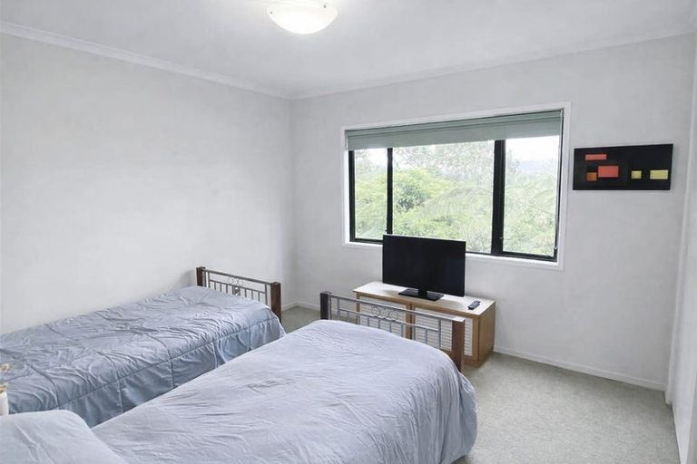 Photo of property in 140 Wattle Bay Road, Manukau Heads, Waiuku, 2684