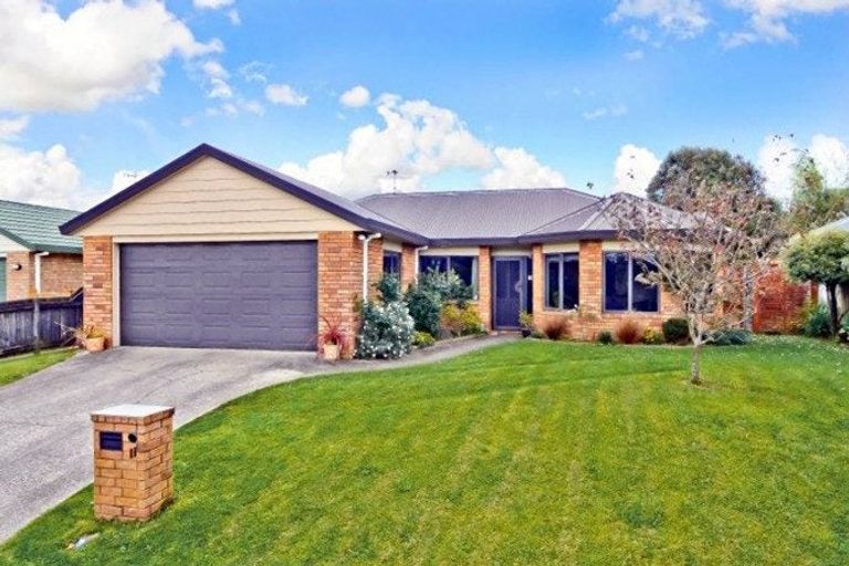 Photo of property in 11 Northmeadow Drive, Rototuna, Hamilton, 3210