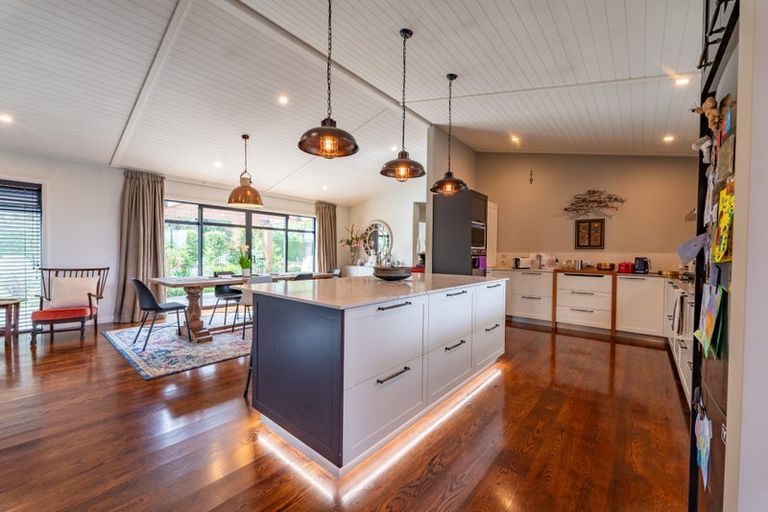 Photo of property in 2 Templer Street, Geraldine, 7930