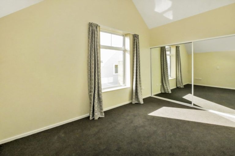 Photo of property in 31-41 Pirie Street, Mount Victoria, Wellington, 6011