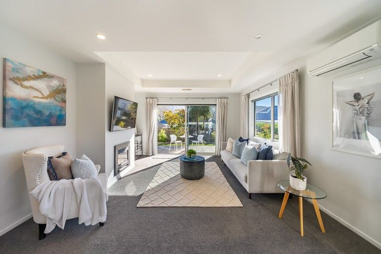 Photo of property in 9a Marlborough Street, Silverstream, Upper Hutt, 5019