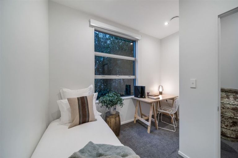 Photo of property in 4 Patchett Place, Cashmere, Christchurch, 8022