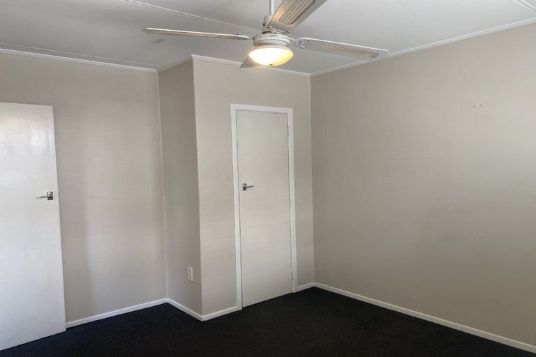 Photo of property in 1/18 Crail Avenue, Flaxmere, Hastings, 4120