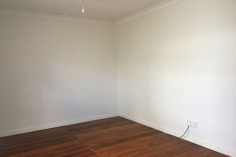 Photo of property in 28 Marama Street, Frankton, Hamilton, 3204