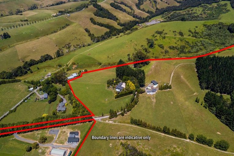 Photo of property in 1335 Kahikatea Flat Road, Kaukapakapa, 0871