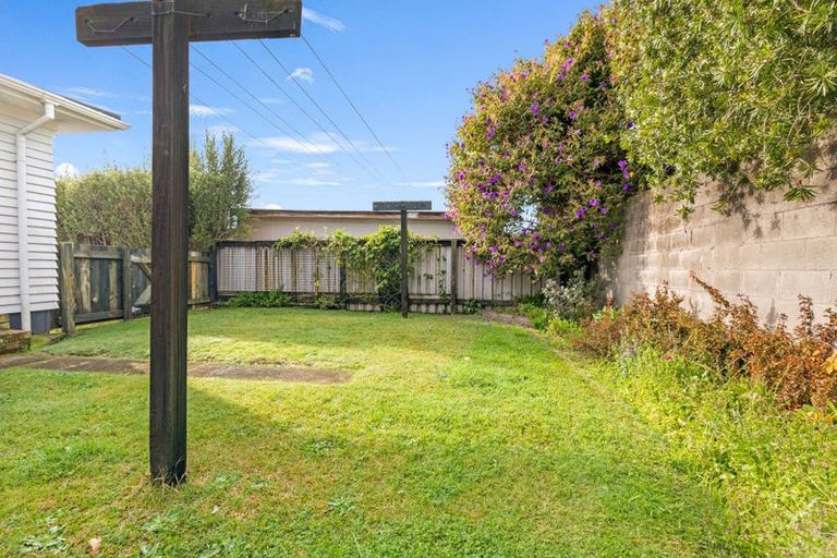 Photo of property in 12 Seddon Street, Glenholme, Rotorua, 3010