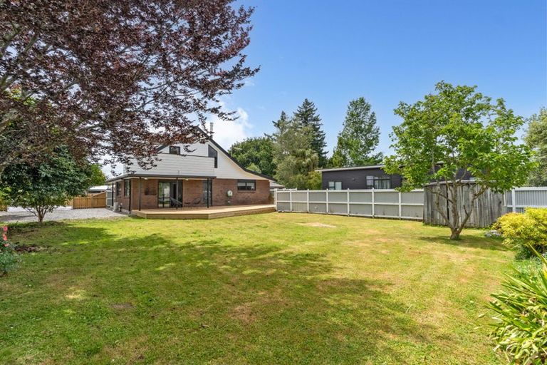 Photo of property in 7a Kempton Street, Greytown, 5712