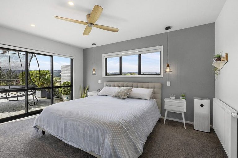 Photo of property in 168 Endeavour Drive, Whitby, Porirua, 5024