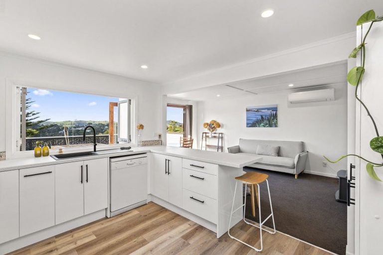 Photo of property in 14 Main Road, Raglan, 3225