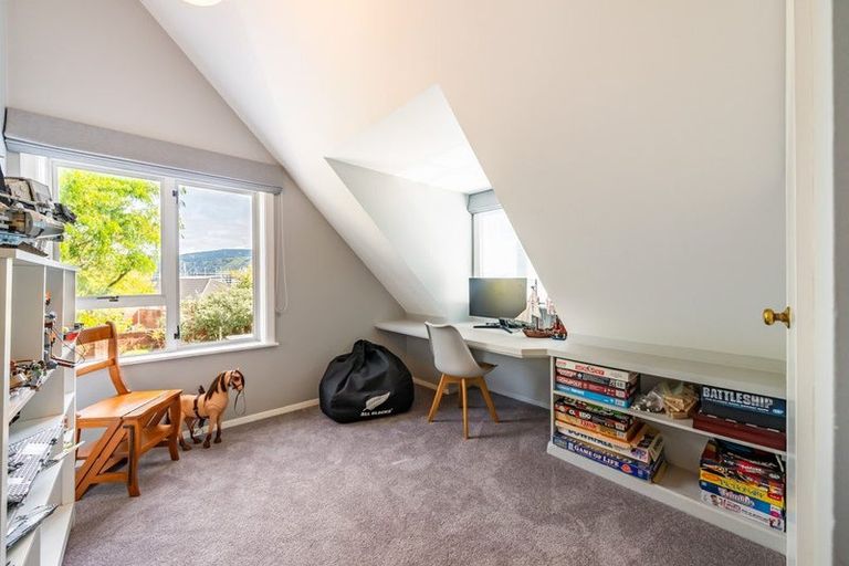 Photo of property in 9 Golders Road, Elderslea, Upper Hutt, 5018