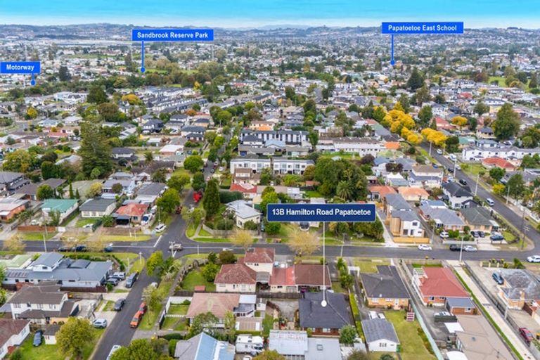 Photo of property in 2/13 Hamilton Road, Papatoetoe, Auckland, 2025