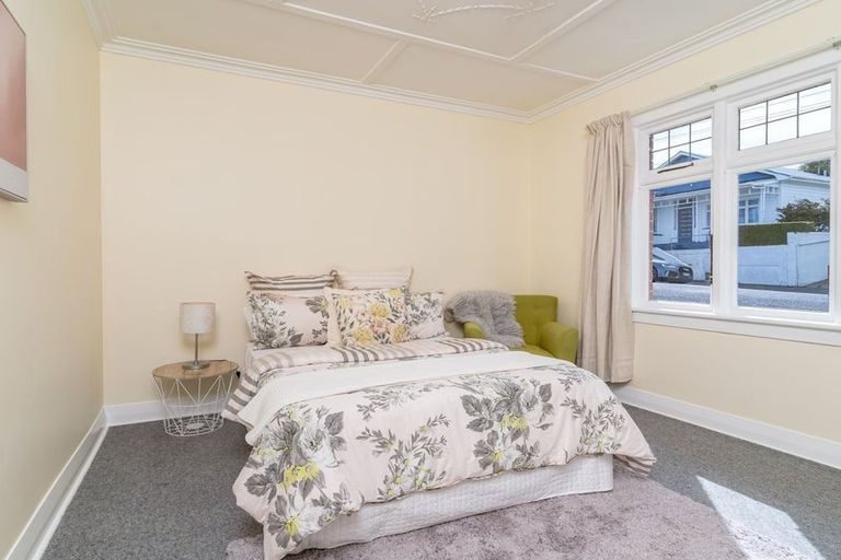 Photo of property in 11 Bernard Street, Kenmure, Dunedin, 9011