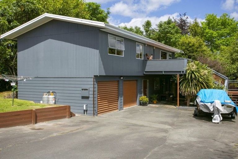 Photo of property in 47 Chesham Avenue, Waipahihi, Taupo, 3330