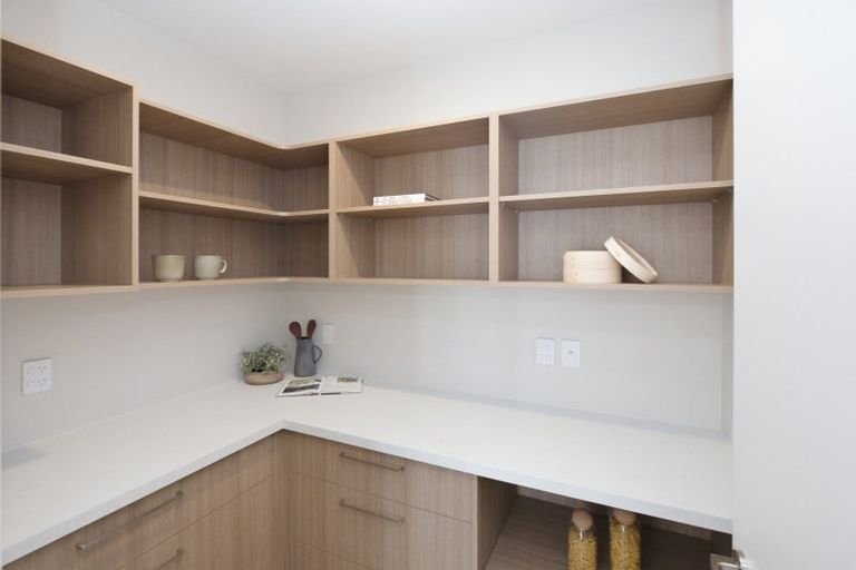 Photo of property in 143 Silver Peaks Drive, West Melton, 7618